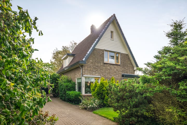 Foto 2 van Stationsweg 6