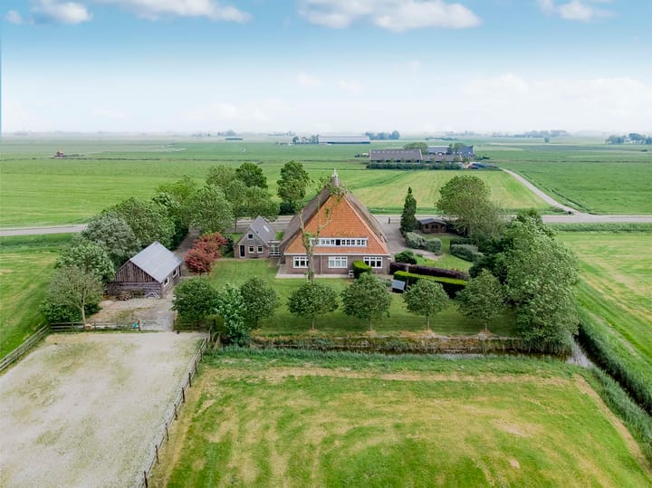 Foto 4 van Hitzumerweg 1