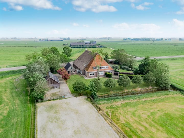 Foto 6 van Hitzumerweg 1