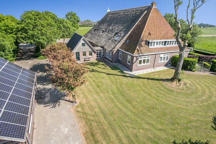 Foto 8 van Hitzumerweg 1