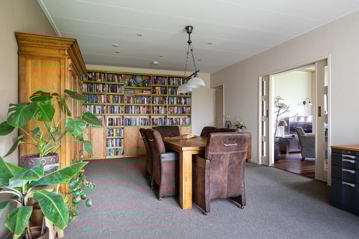 Foto 22 van Hitzumerweg 1