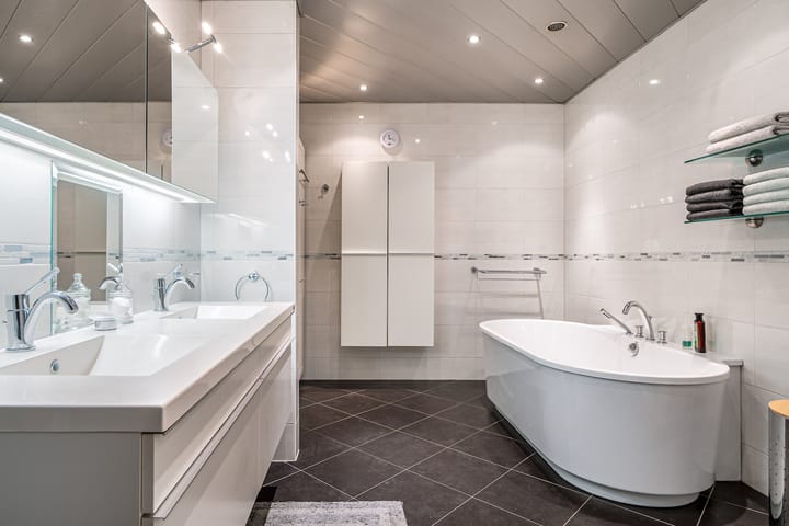 Foto 30 van Hitzumerweg 1