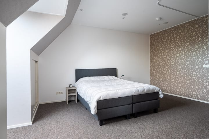 Foto 35 van Hitzumerweg 1