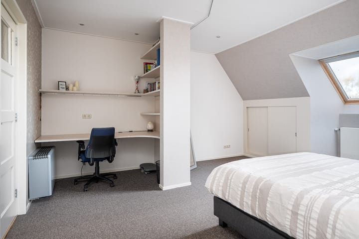 Foto 36 van Hitzumerweg 1