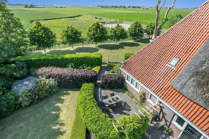 Foto 47 van Hitzumerweg 1