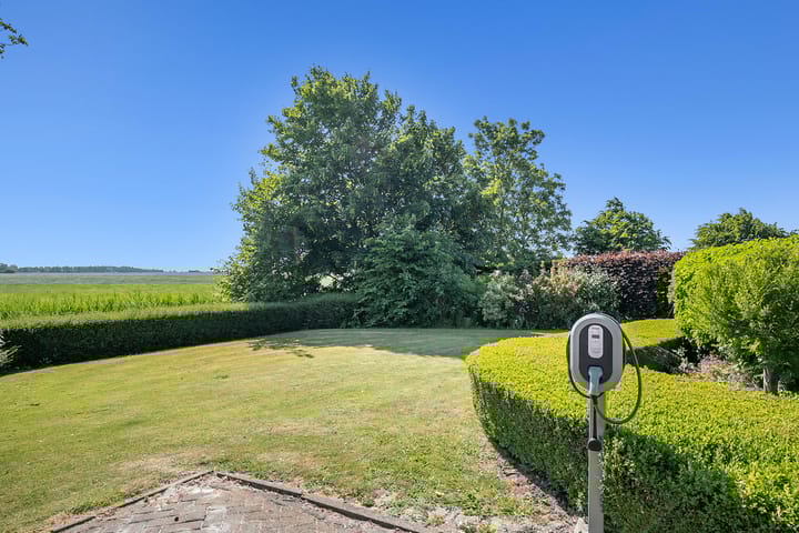 Foto 49 van Hitzumerweg 1