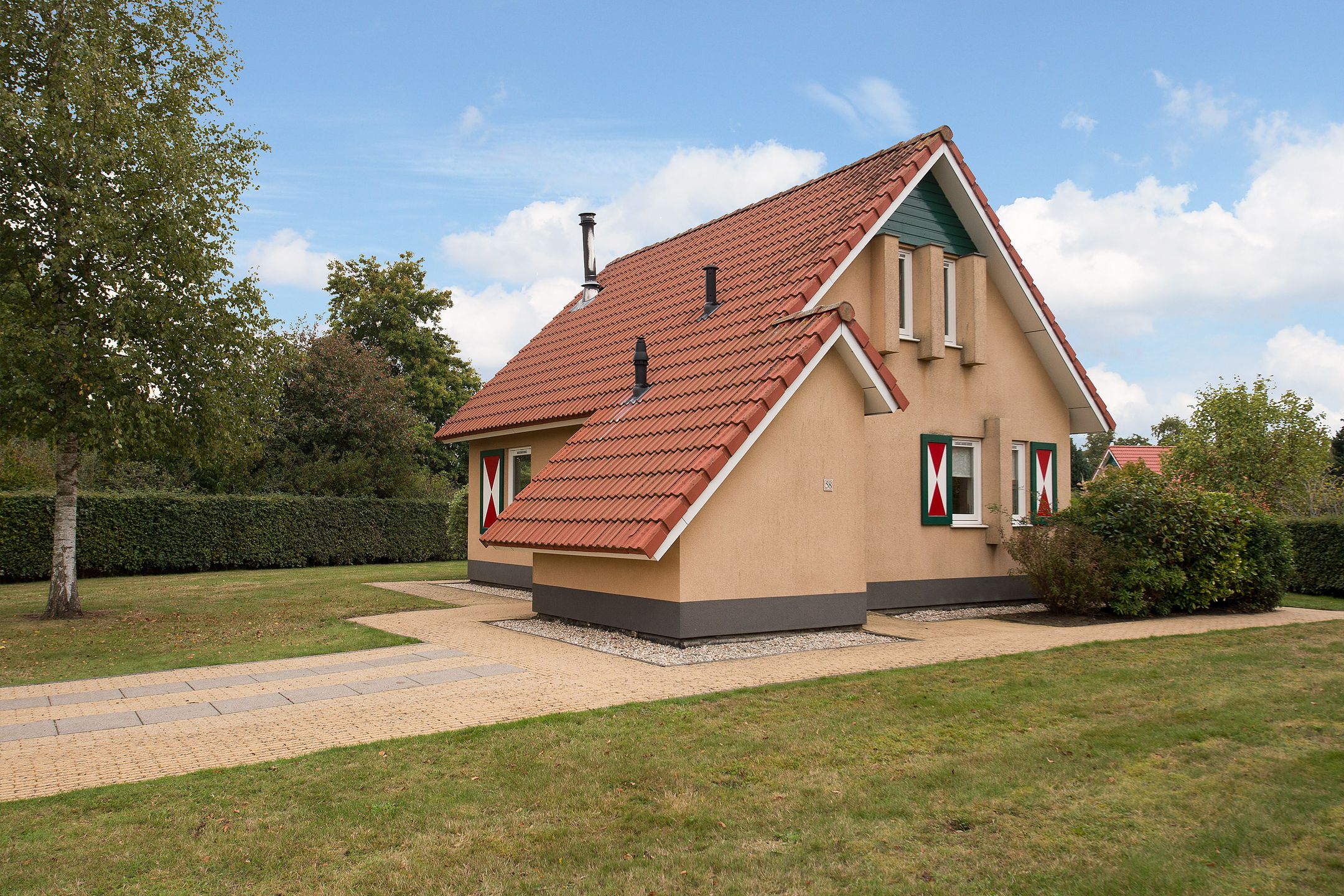 Foto 21 van Zuidlaarderweg 37-58