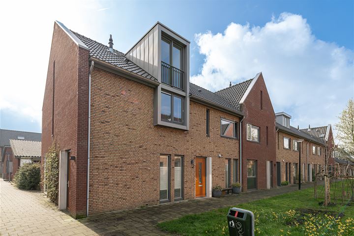 View photo 1 of Tulpstraat 39