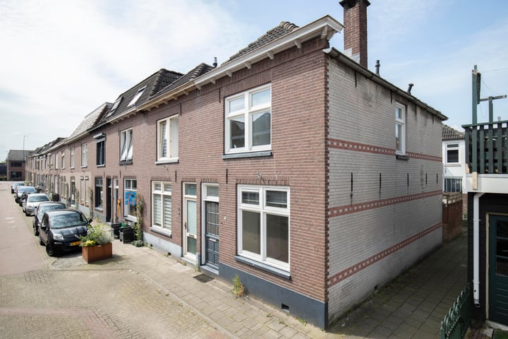 Bekijk foto 1 van Klaas Benninkstraat 22