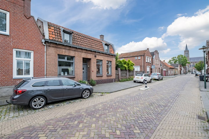 View photo 6 of Kerkstraat 64