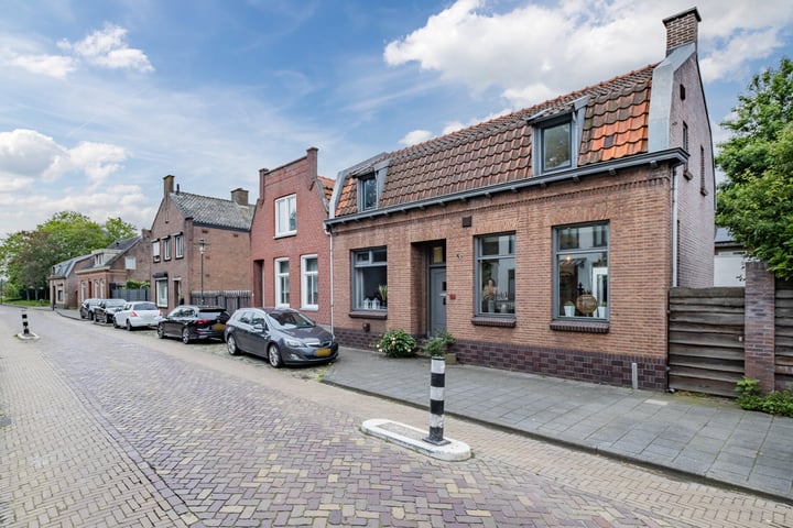 View photo 7 of Kerkstraat 64