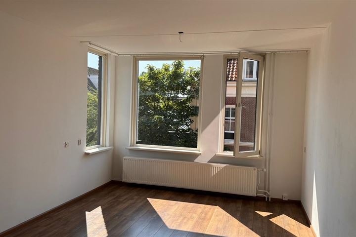 View photo 5 of Langegracht 67-H