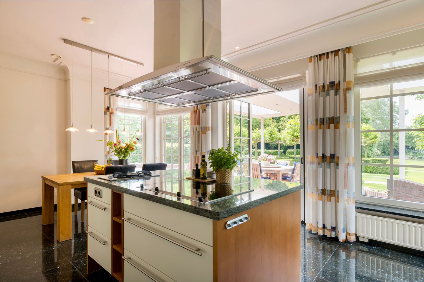 Foto 20 van Herstraat 61