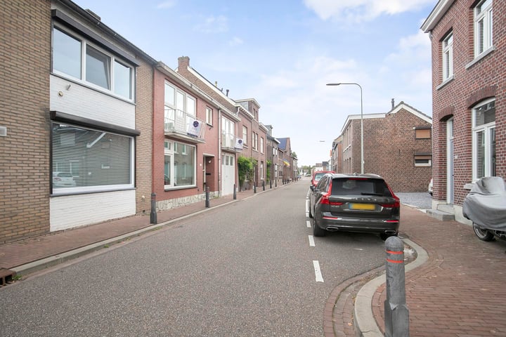 View photo 44 of Ambyerstraat Noord 137