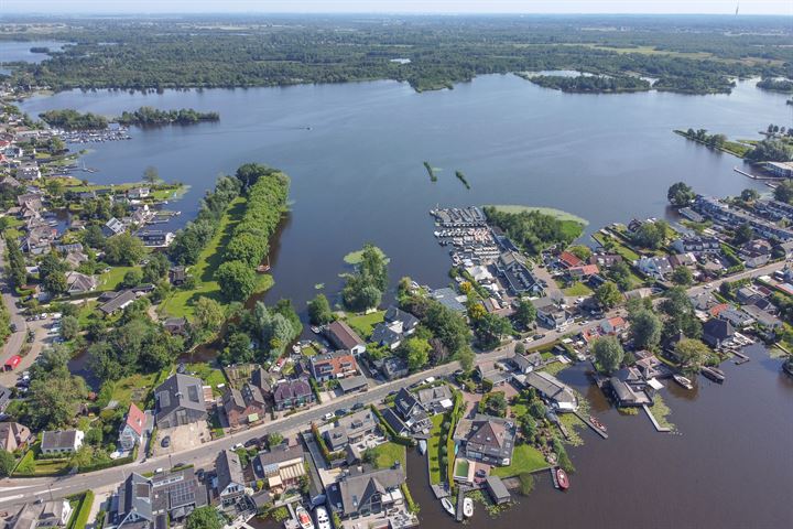 Bekijk foto 30 van Oud-Loosdrechtsedijk 276