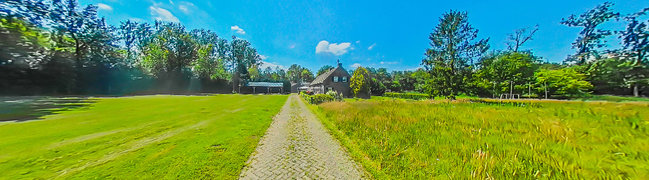 View 360° photo of Straatbeeld of Vresselseweg 6