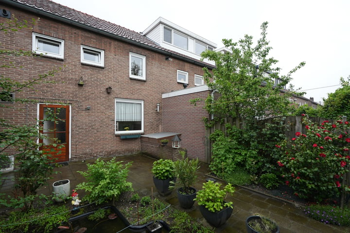 View photo 44 of Patrijsstraat 14