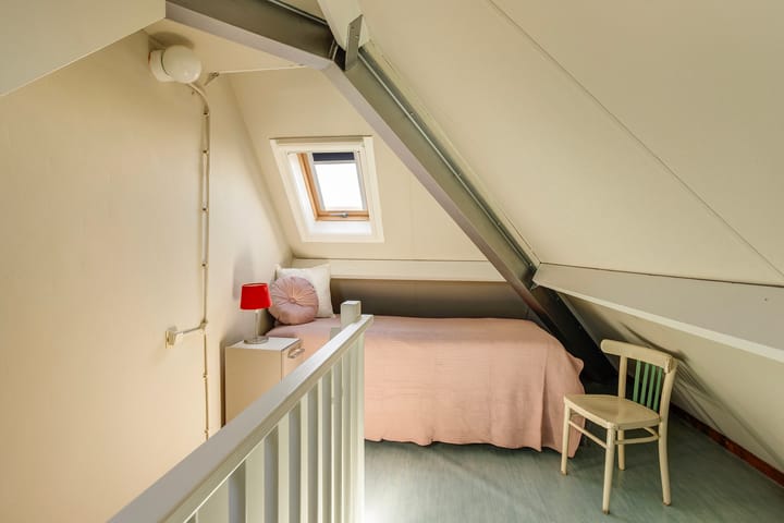 Photo 32 of 't Set 20