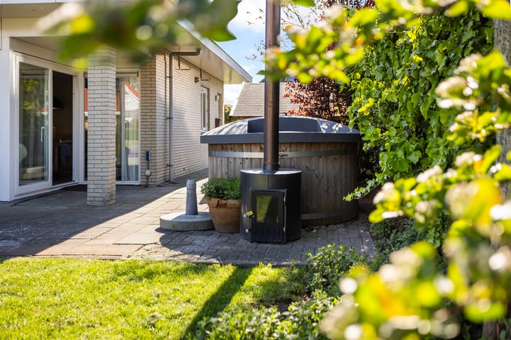 Photo 34 of 't Set 20