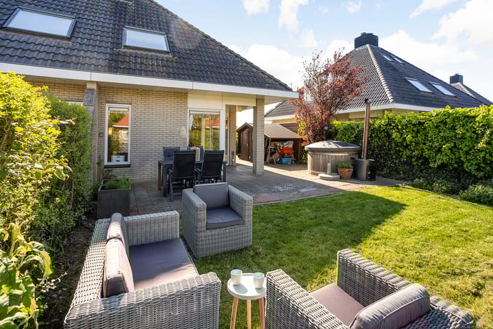 Photo 37 of 't Set 20