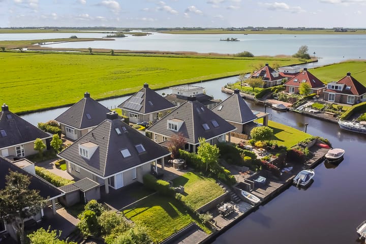 Photo 54 of 't Set 20