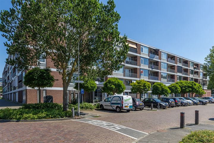 Bekijk foto 4 van Pensionarisstraat 32