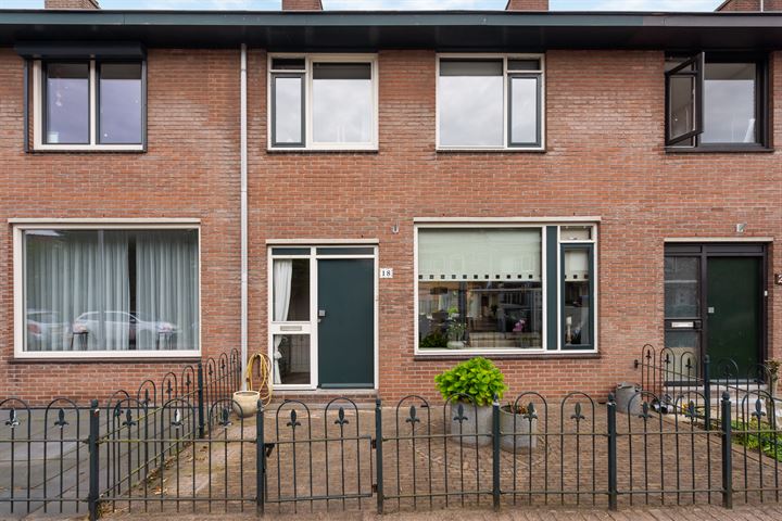 Bekijk foto 9 van Schout Eeuwoutstraat 18