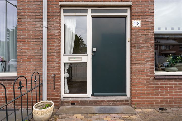 Bekijk foto 11 van Schout Eeuwoutstraat 18