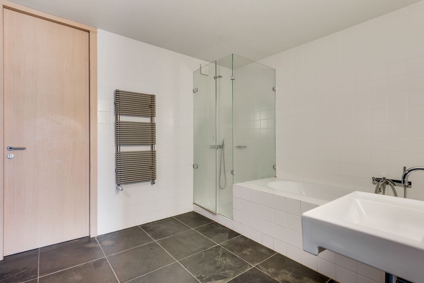 Foto 19 van Heugemerweg 30-C