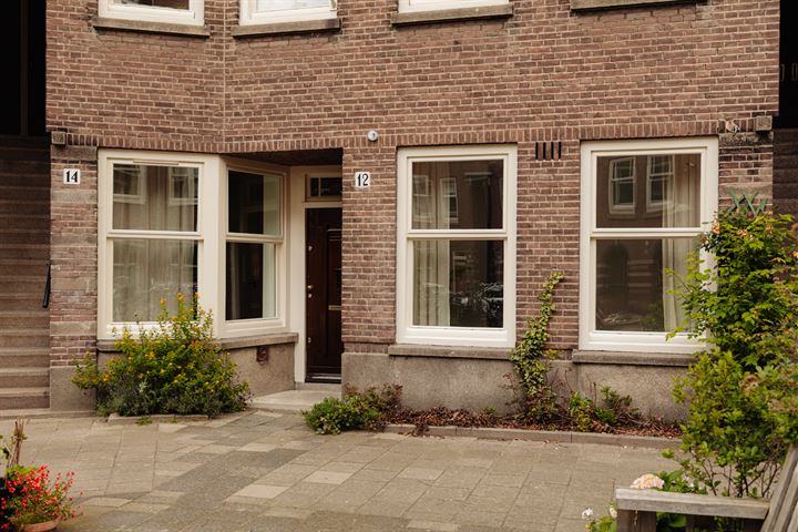 Bekijk foto 38 van Abbenesstraat 12