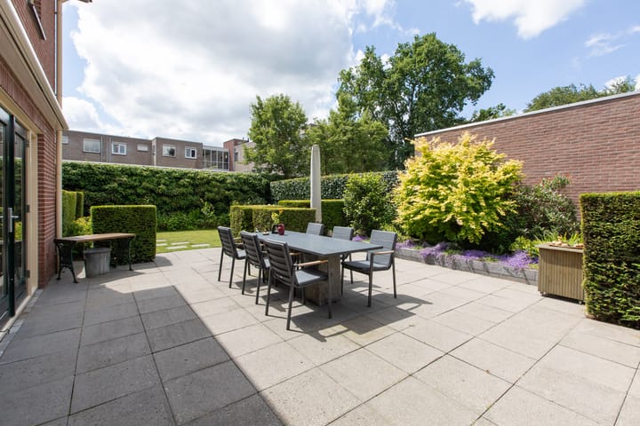 Photo 33 of Meester Helmesstraat 1