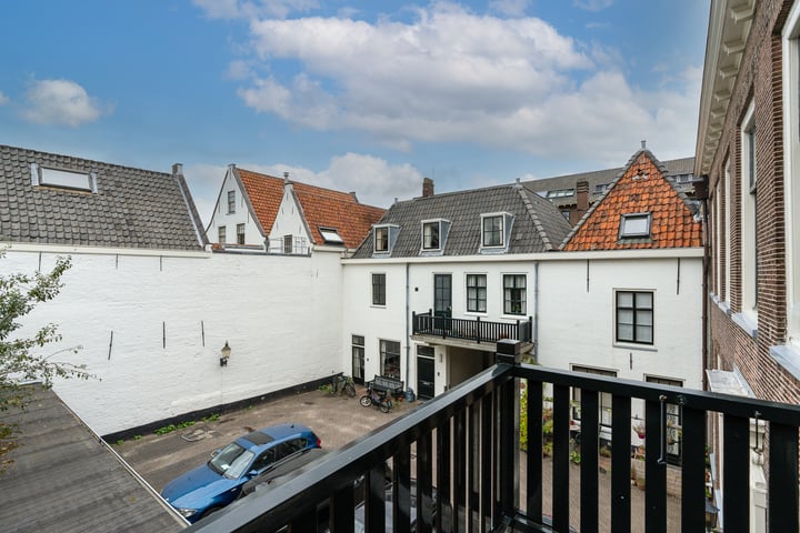 View photo 17 of Groenhazengracht 2-B