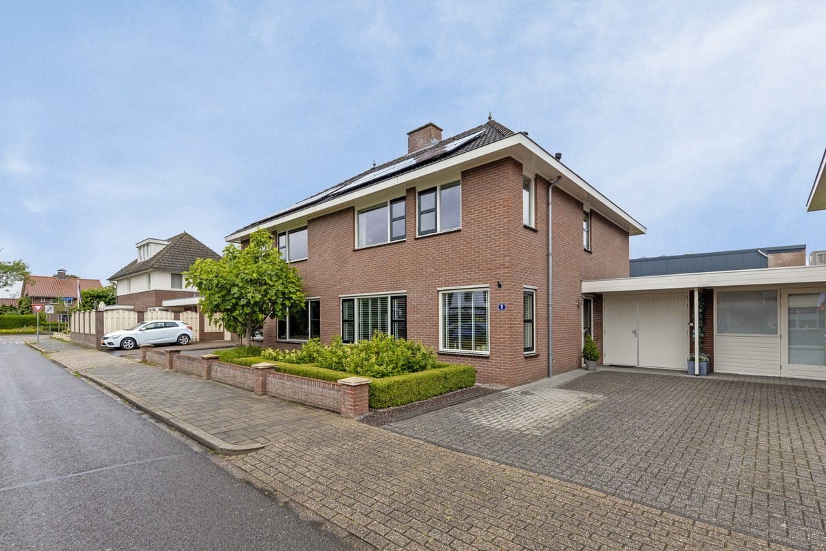 Foto 1 van Huchtstraat 3