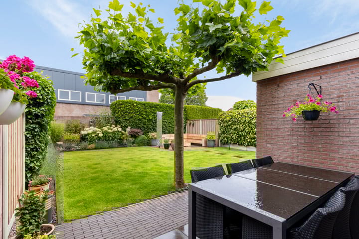 Photo 16 of Huchtstraat 3