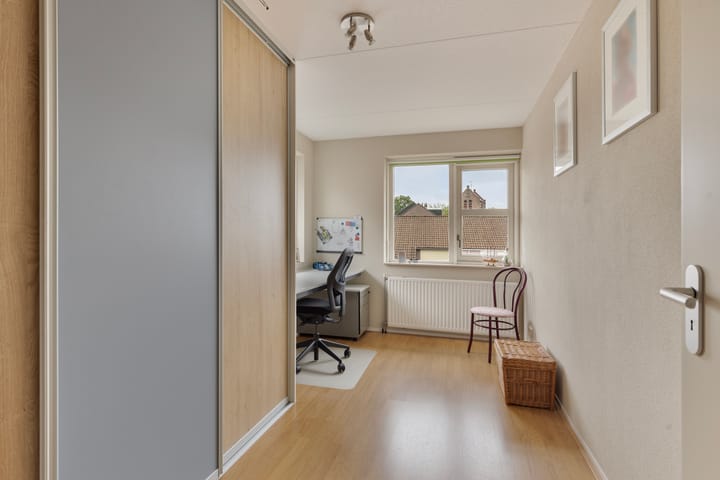 Photo 28 of Huchtstraat 3