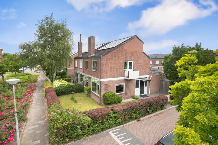 View photo 1 of Windsingel 11