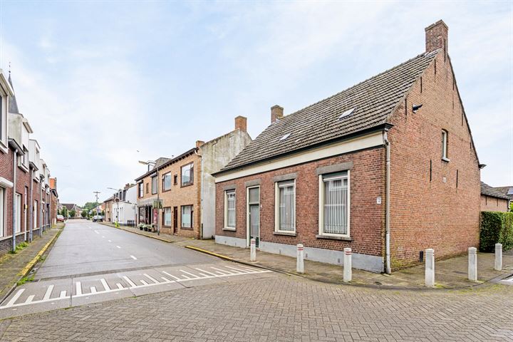 View photo 40 of Dorpsstraat 70