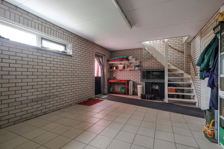 Foto 27 van Spoorstraat 2