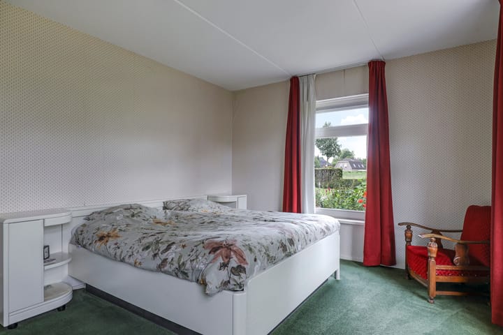 Foto 32 van Spoorstraat 2