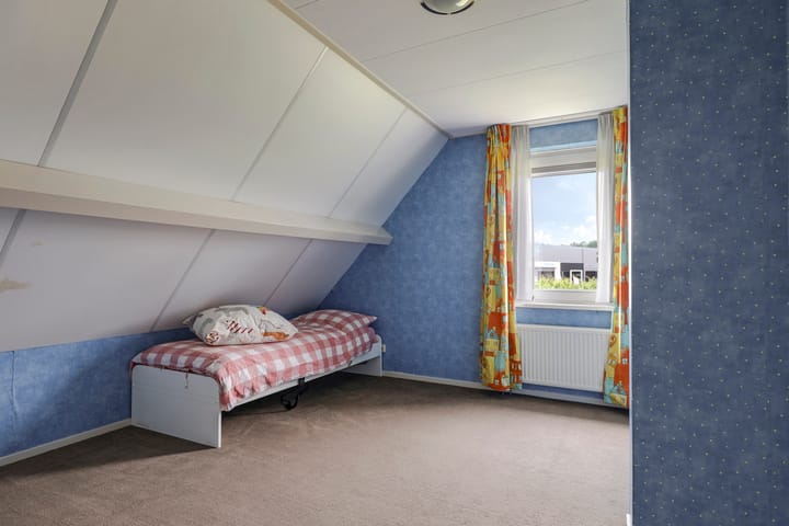 Foto 42 van Spoorstraat 2