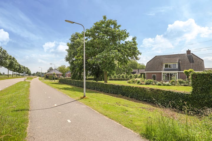 Foto 87 van Spoorstraat 2