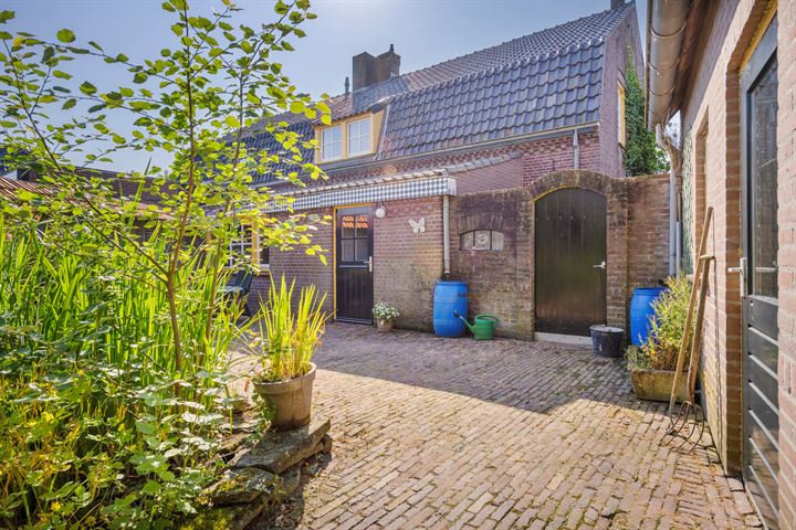 View photo 33 of Hezelaarsestraat 30