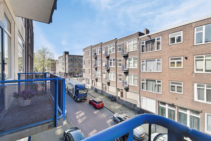 Bekijk foto 26 van 1e IJzerstraat 8-B