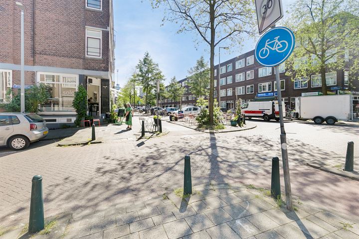 Bekijk foto 30 van 1e IJzerstraat 8-B