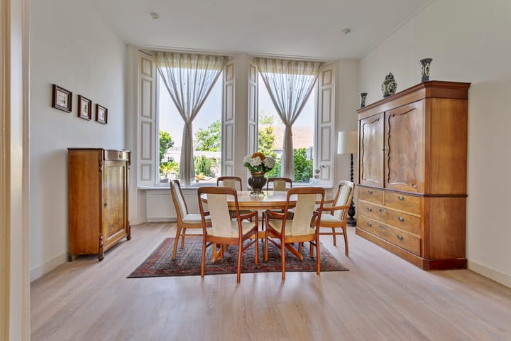 Foto 15 van Voorstraat 12