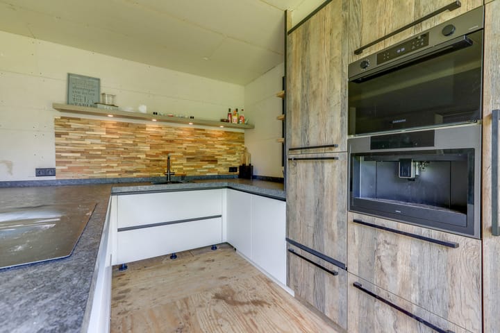 Foto 19 van Voorthuizerweg 3