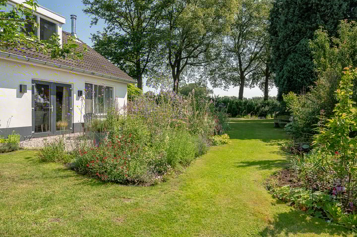 Foto 15 van Jaaltinkweg 1