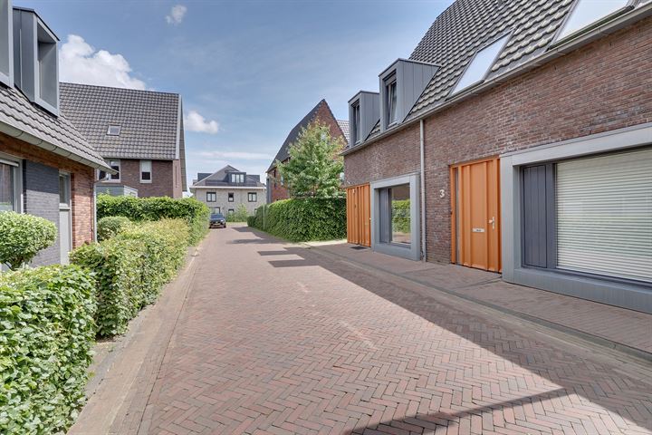 Bekijk foto 39 van Vierkantemorgenstraat 1