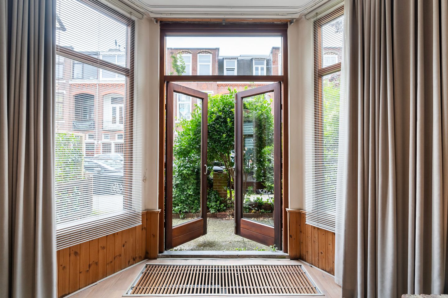 Photo 5 of Fultonstraat 69