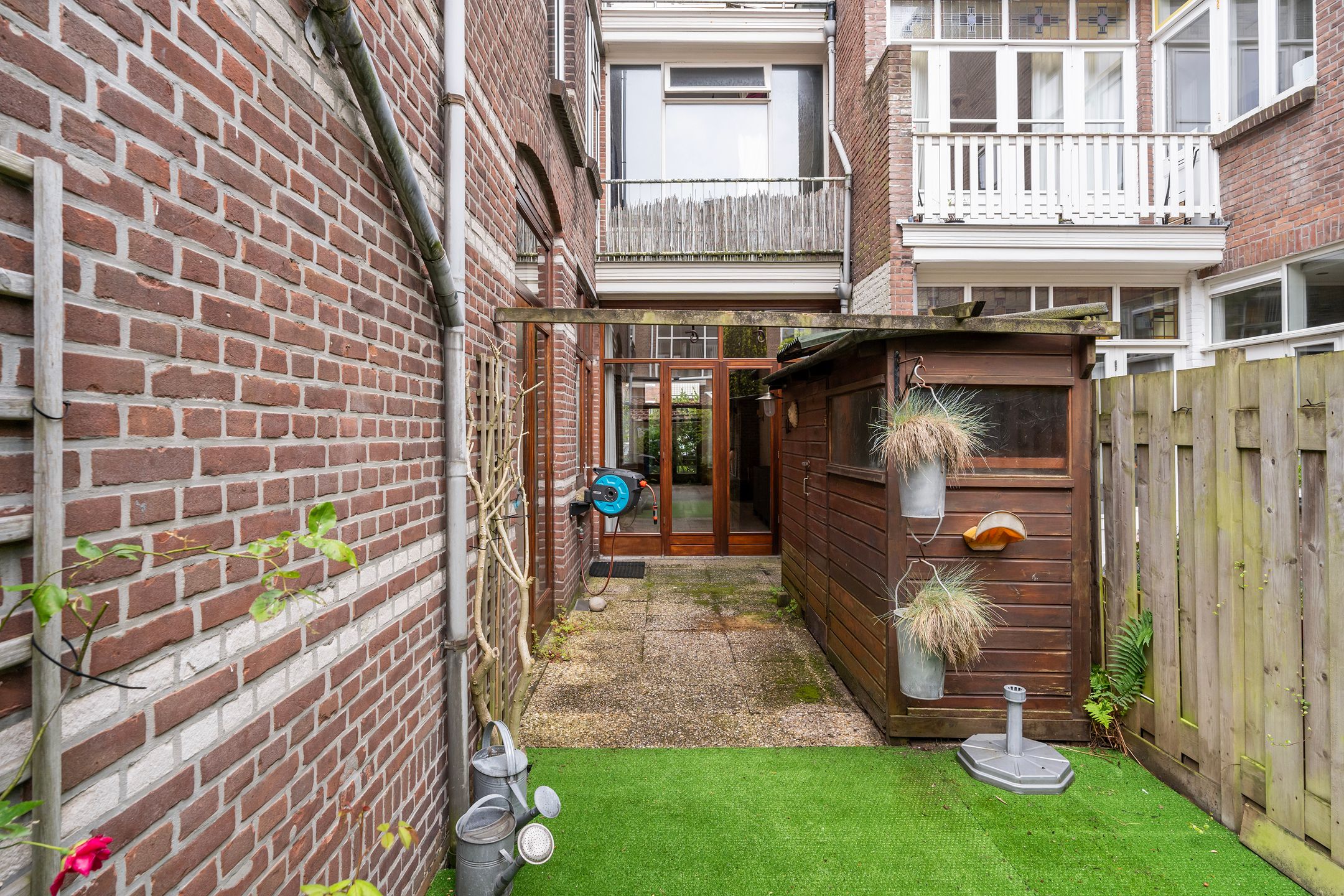 Photo 9 of Fultonstraat 69